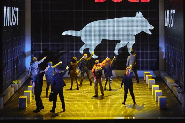 英国国家剧院原版呈现《深夜小狗离奇事件》北京站