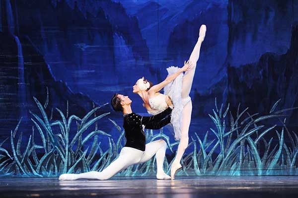 俄罗斯冰舞芭蕾《天鹅湖》中国巡演天津站 俄罗斯冰舞芭蕾《天鹅湖》中国巡演天津站