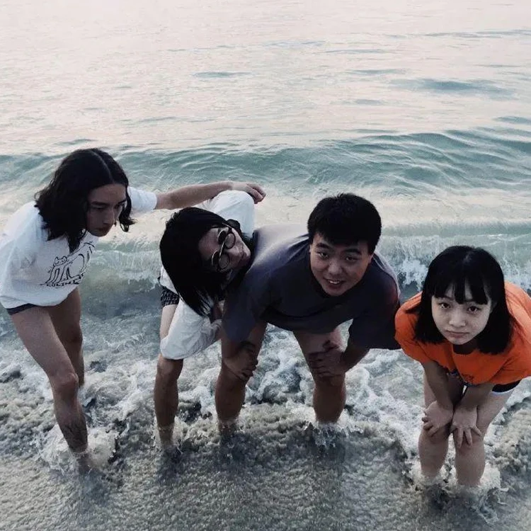 右侧合流