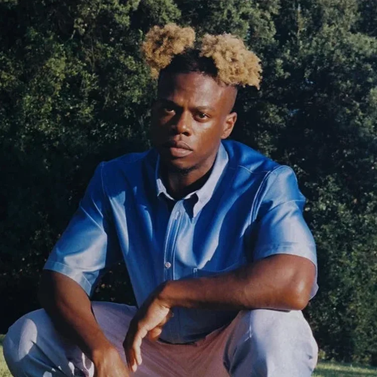 tobi lou