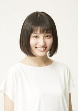 吉田里琴