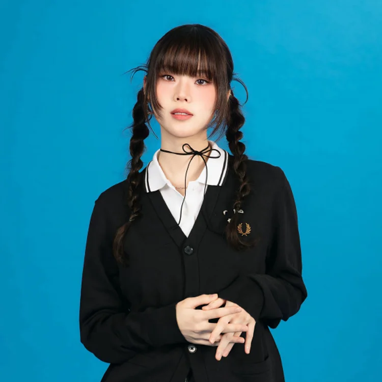 Sabrina胡恂舞