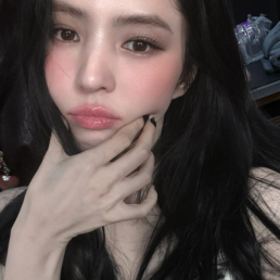 韩素希