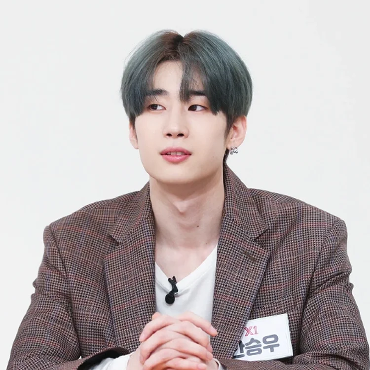 HAN SEUNG WOO 韩胜宇